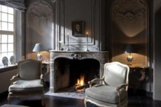 our charming suite in a unique 18th century listed building in Bruges for 2 people 